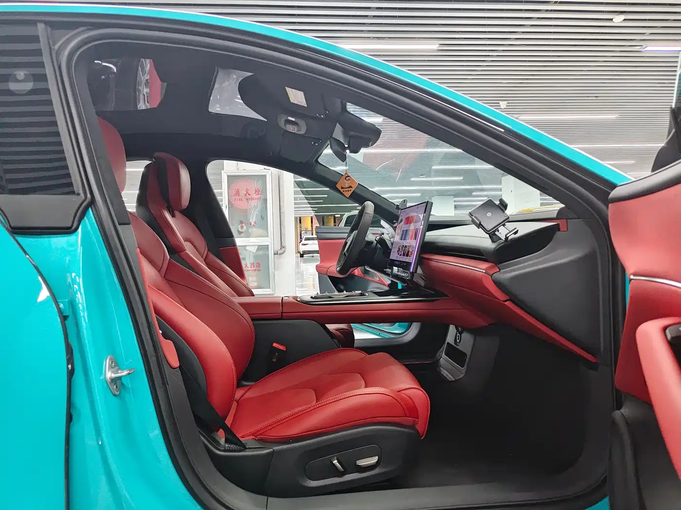 Xiaomi Auto Xiaomi SU7 2024 AWD Extended Range Advanced Smart Driving Max Edition фото 5