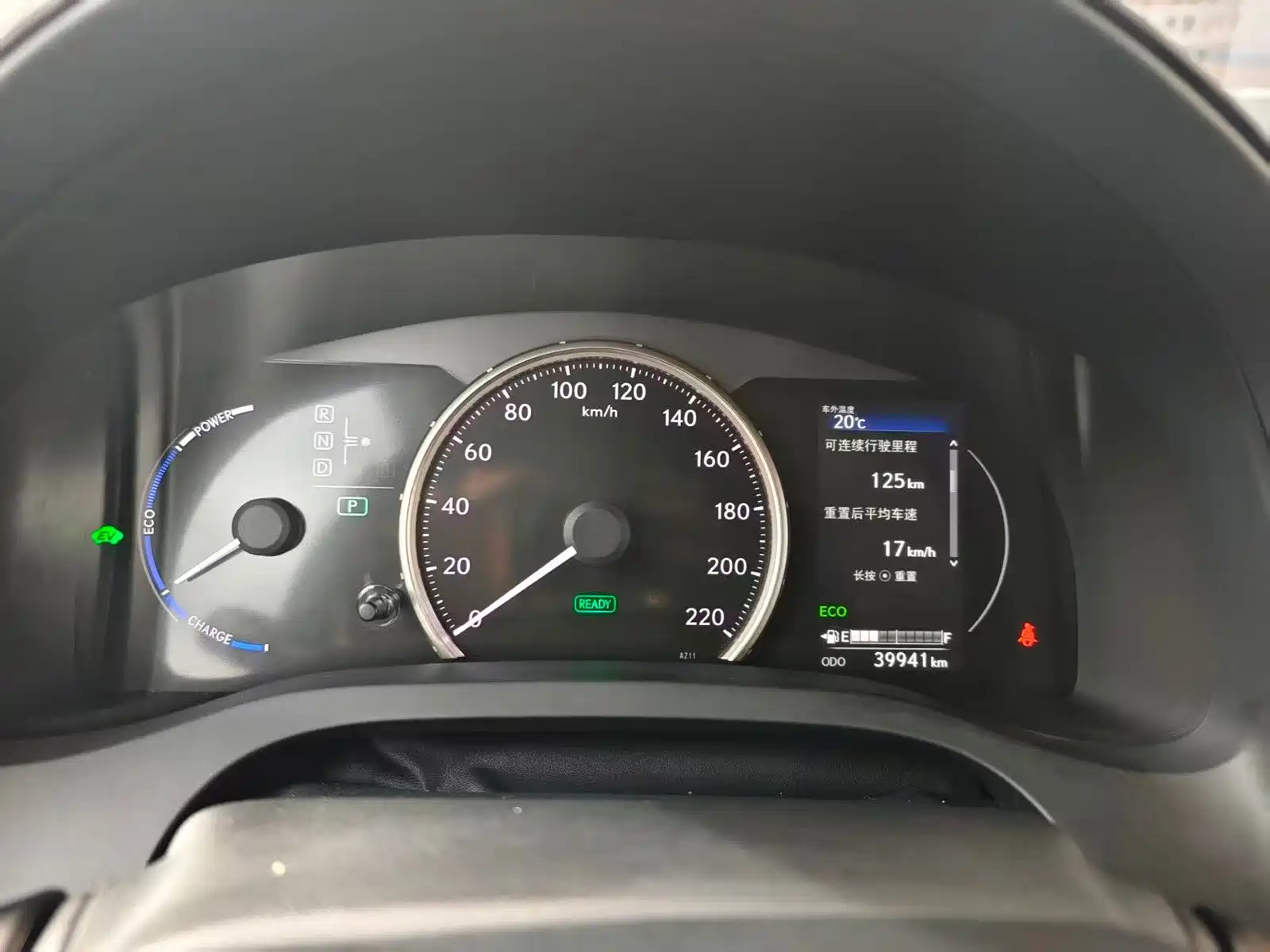 Фото 3 - Lexus CT