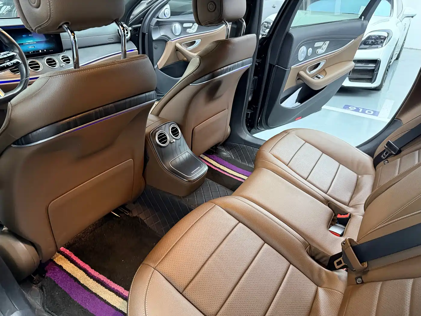 Mercedes-Benz E-Class 2021 E 300 L Sport Luxury Edition фото 14