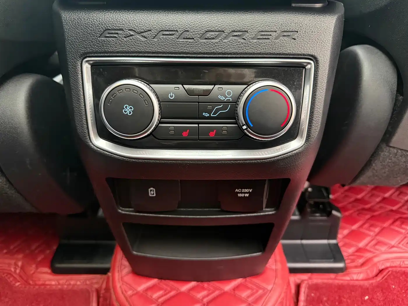 Ford Explorer 2021 2020 EcoBoost 285 AWD Titanium Edition 7-Seater