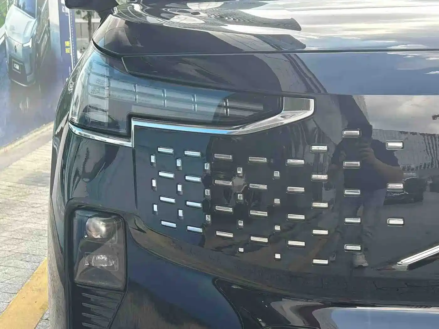 Volvo EM90 2024 2025 Ultra Six-Seater