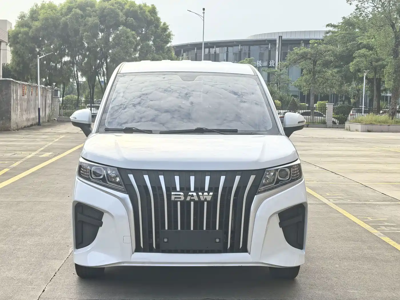 2023 BAW (Beijing Automobile Works) Ruisheng Ace M7