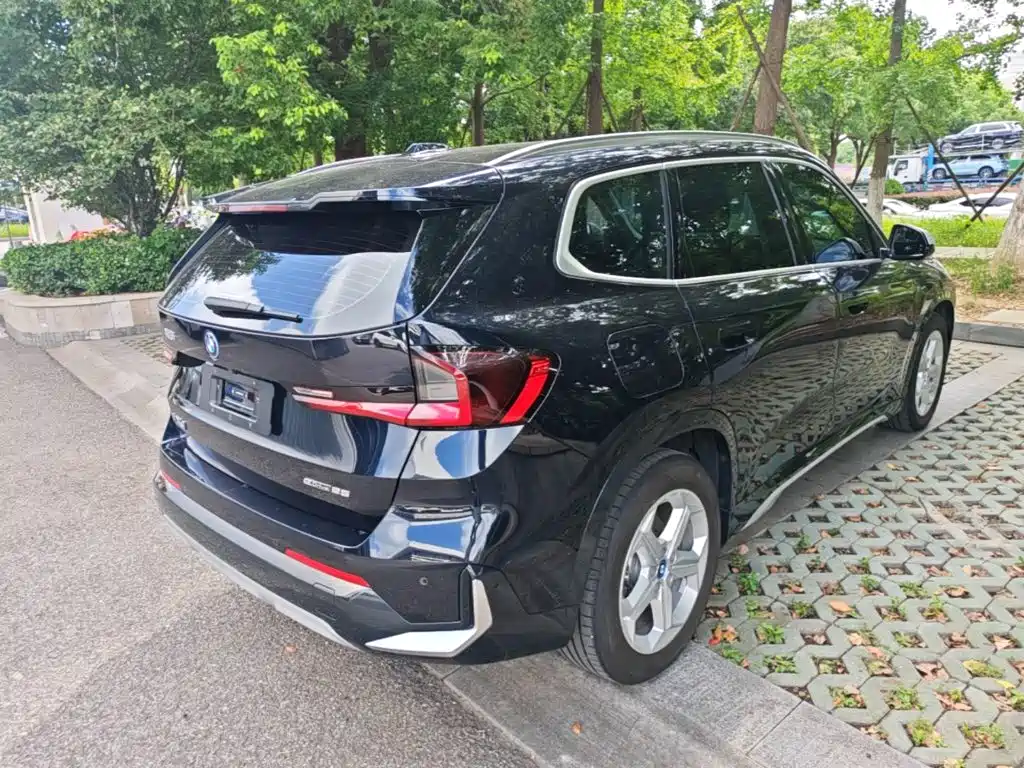 BMW iX1 2024 2023 eDrive25L X Design Package