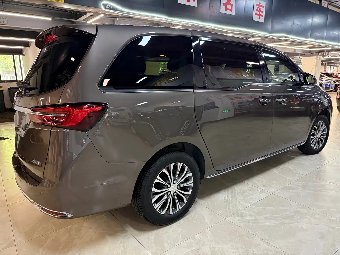 BUICK GL8