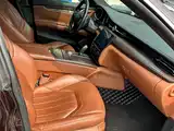 Фото 9 - Maserati Quattroporte