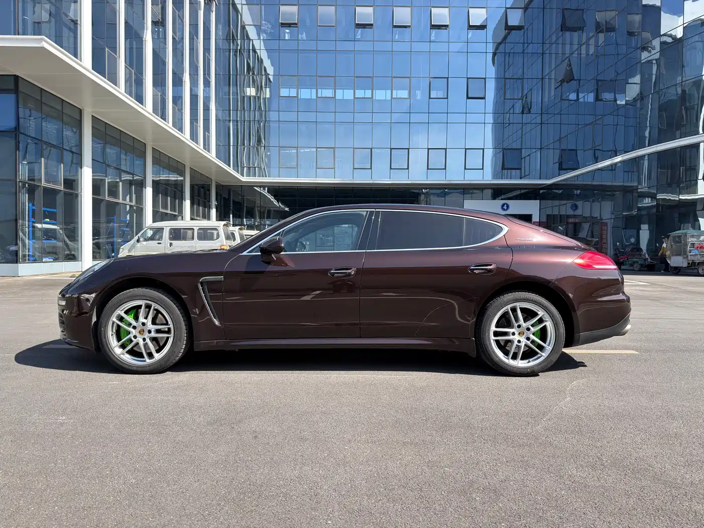 Porsche Panamera 2014 Panamera Executive 3.0T фото 3