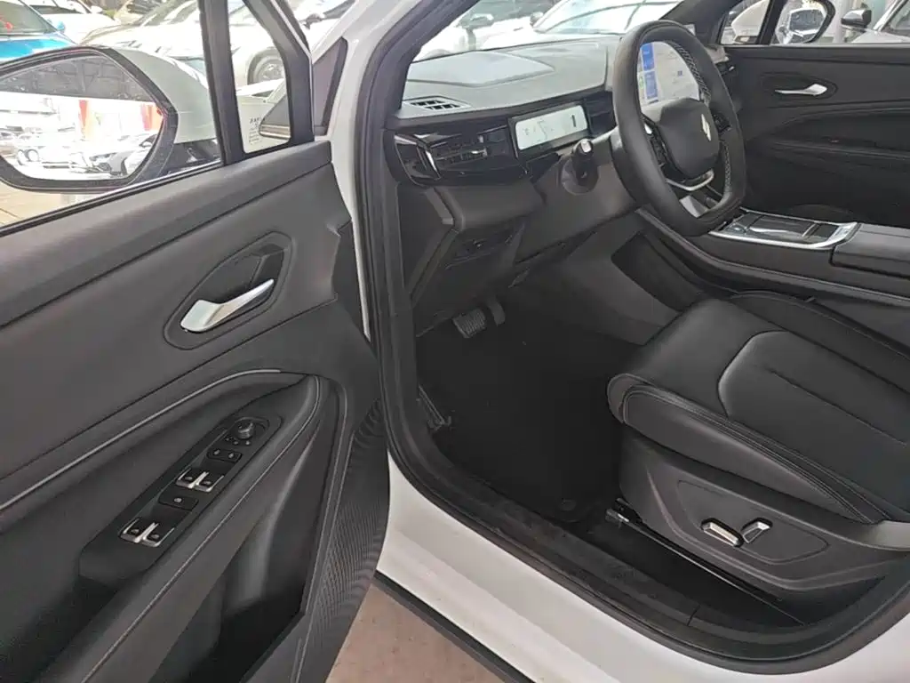Ruilan Auto Ruilan 7 2026 2024 605km Glory Edition