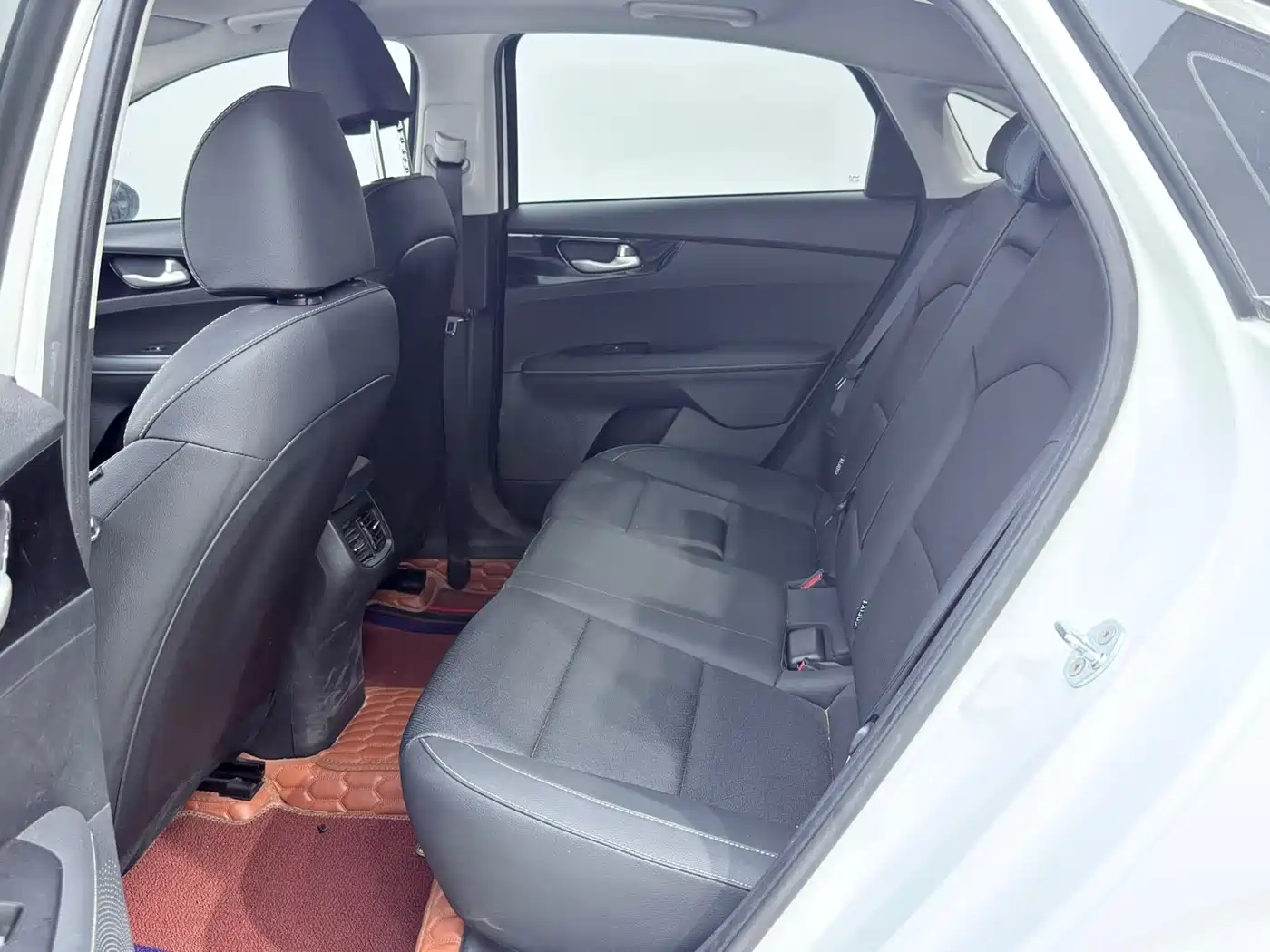 Kia K3 2021 1.5L CVT Fashion Edition фото 5