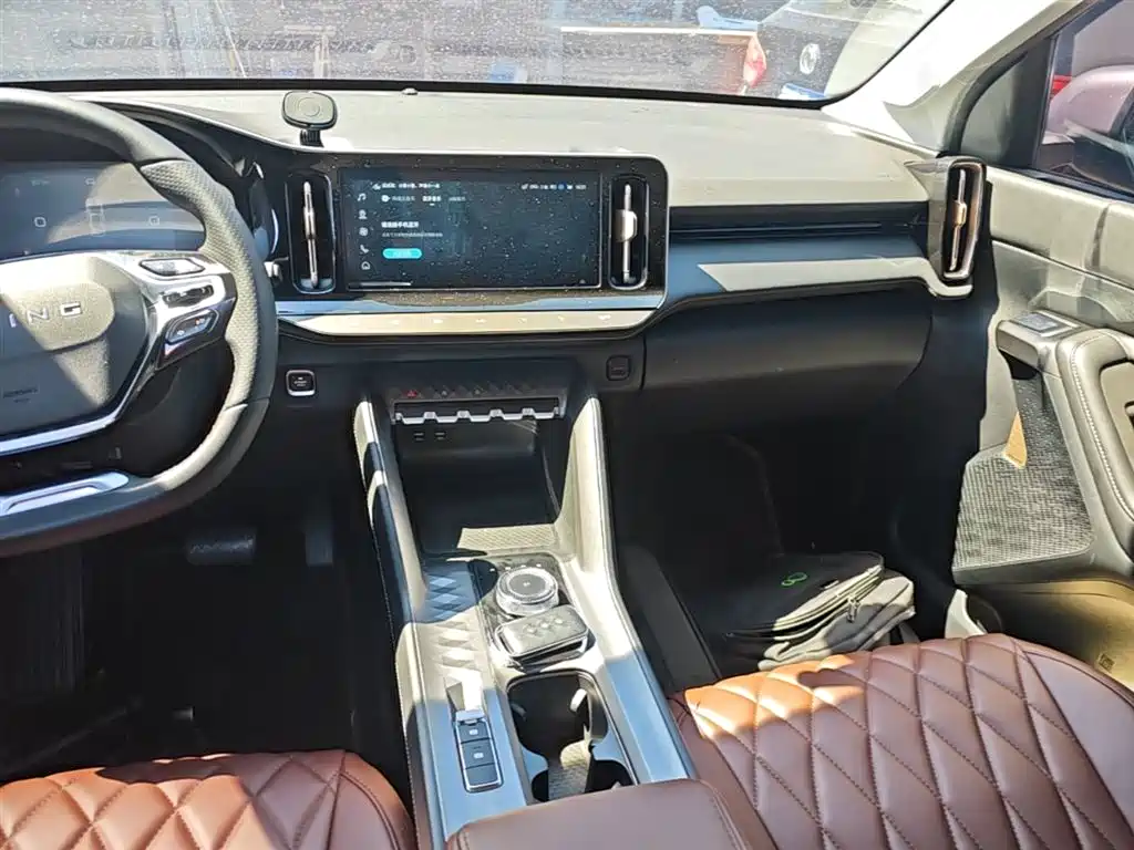 Wuling Motors Wuling Stellar Cloud 2023 2023 2.0L DHT Standard