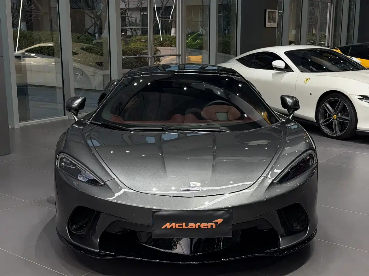 MCLAREN GT