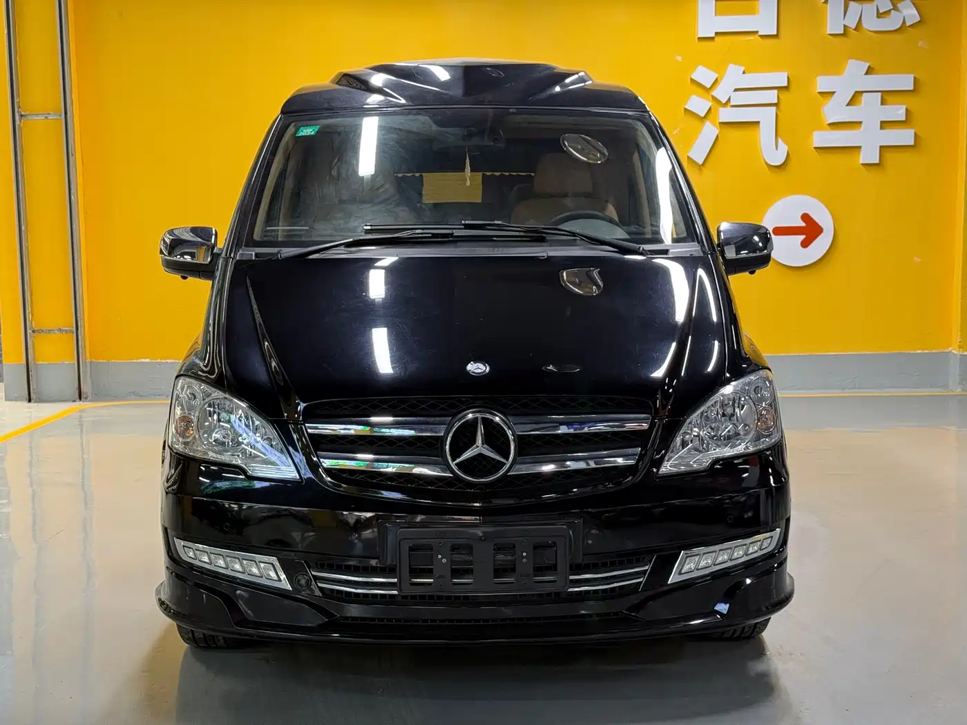 Mercedes-Benz Vito 2015 3.0L Elite фото 2