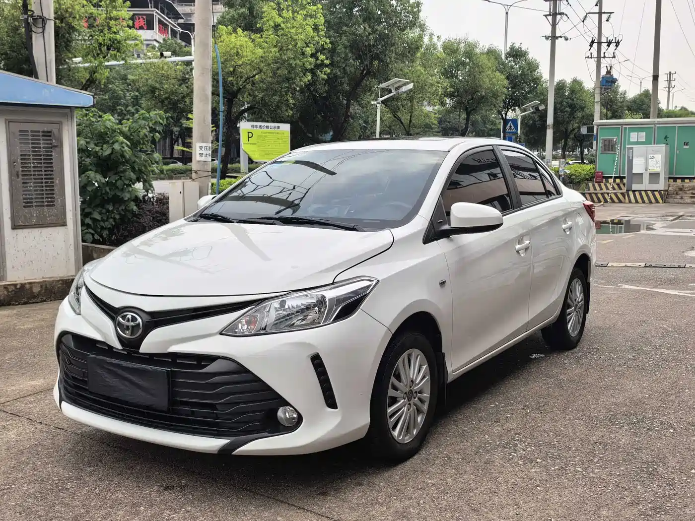 Toyota Vios 2017 1.5L CVT Smart