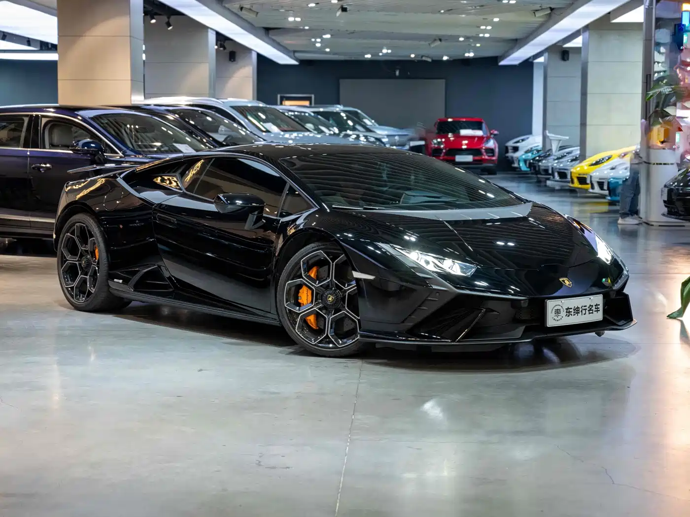 LAMBORGHINI HURACÁN