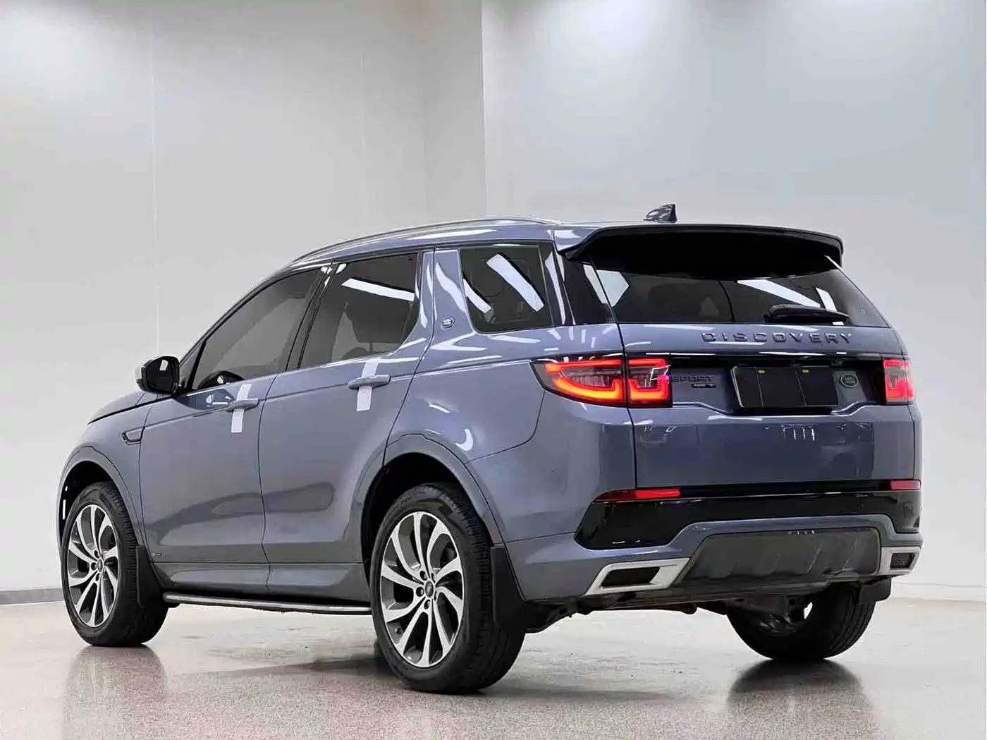 Land Rover Discovery Sport 2020 249PS R-Dynamic Performance фото 25