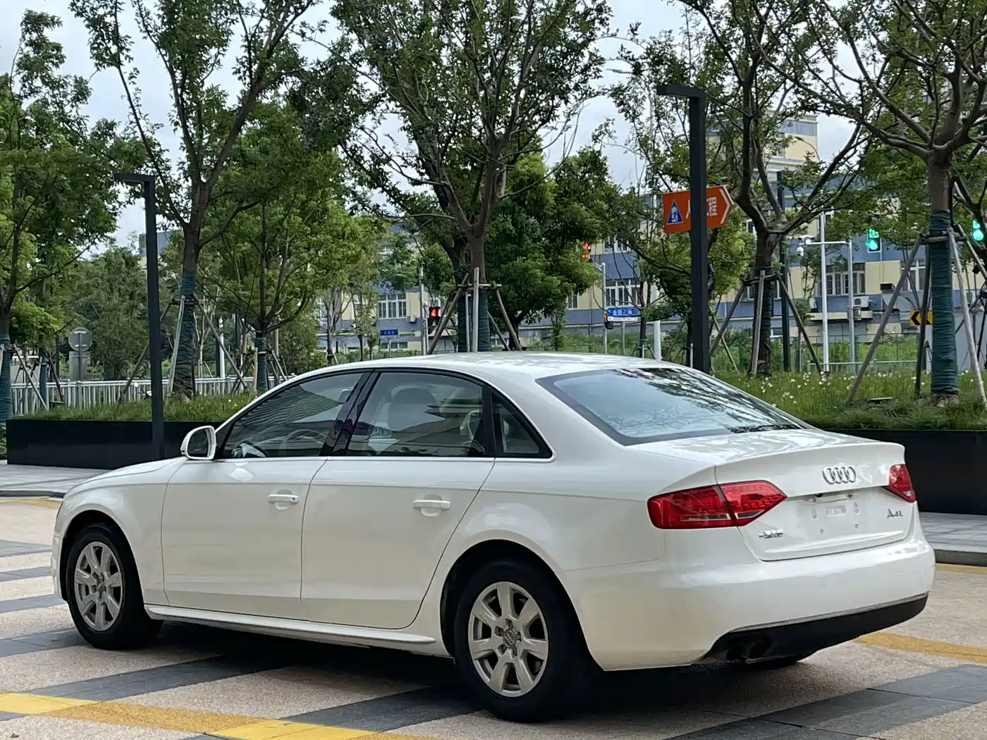 Audi A4L 2011 2011 2.0 TFSI Comfort