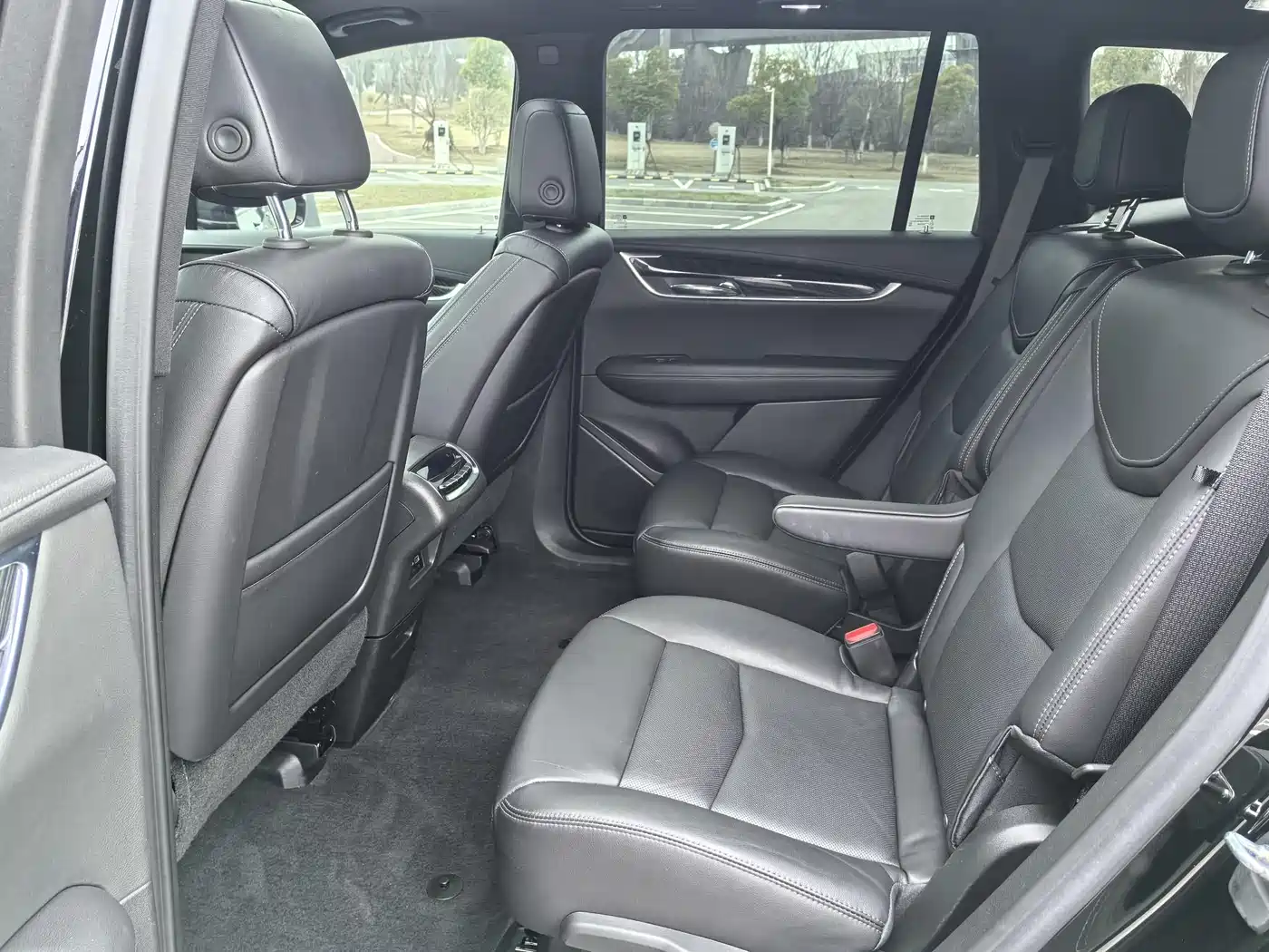 Cadillac XT6 2020 28T 6-Seater 4WD Luxury Model фото 4