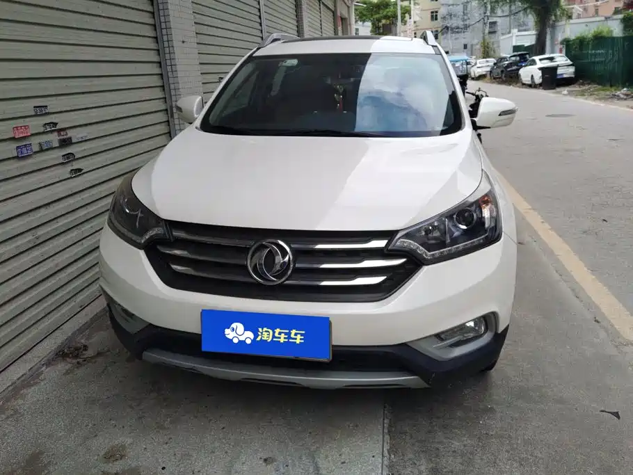 Dongfeng Aeolus Dongfeng Fengshen AX7 2015 2015 2.0L Automatic Smart Ease