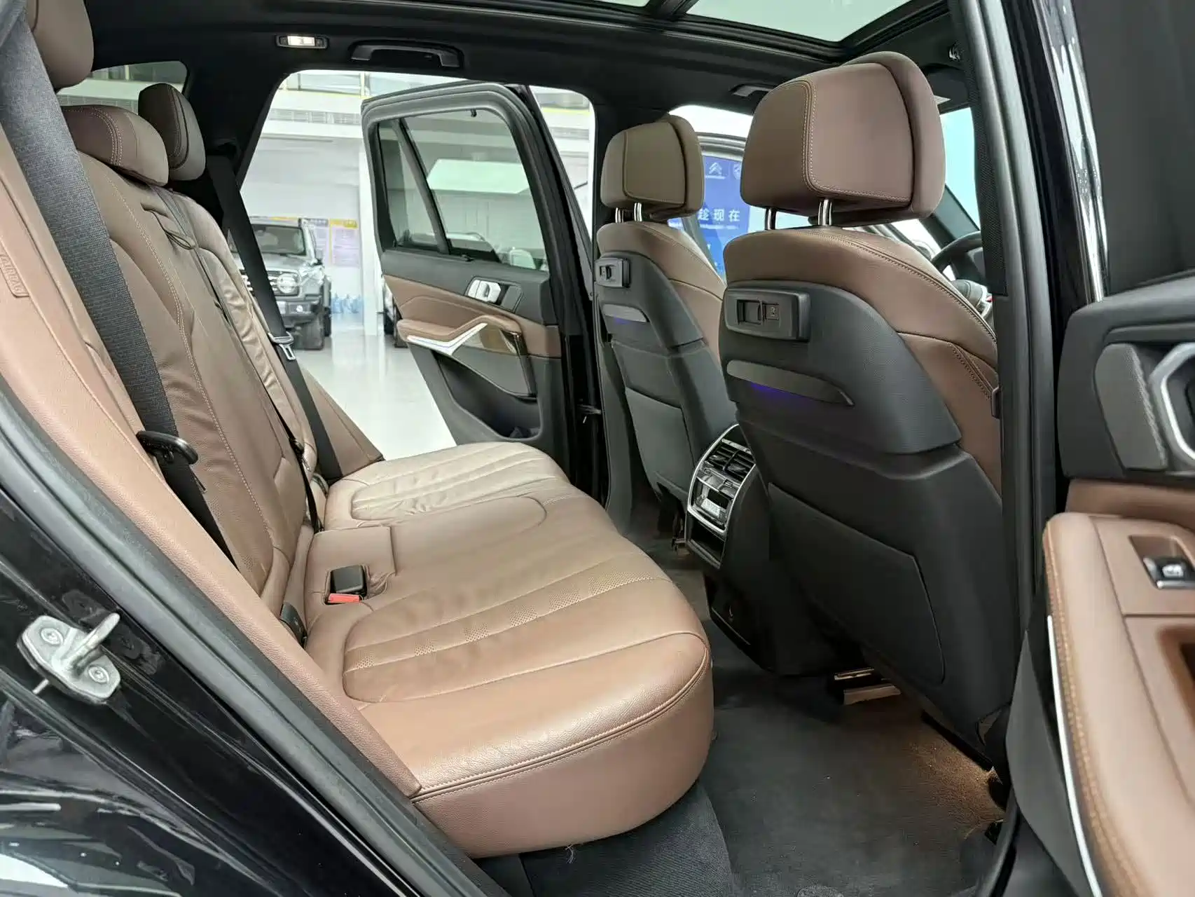 Photo 13 - BMW X5 (Import)