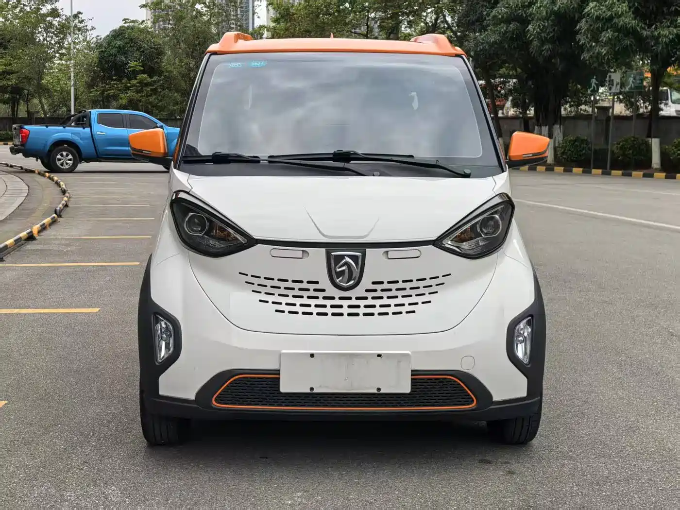 BAOJUN E100