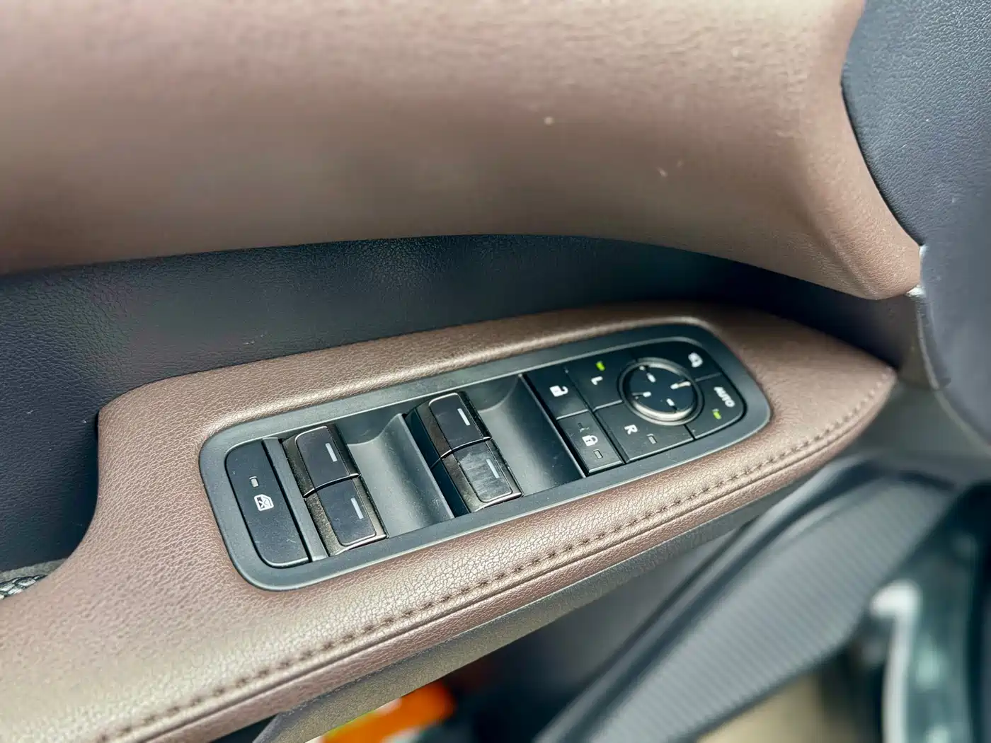 Lexus RX New Energy 2023 450h+ 4WD Enjoyment фото 8