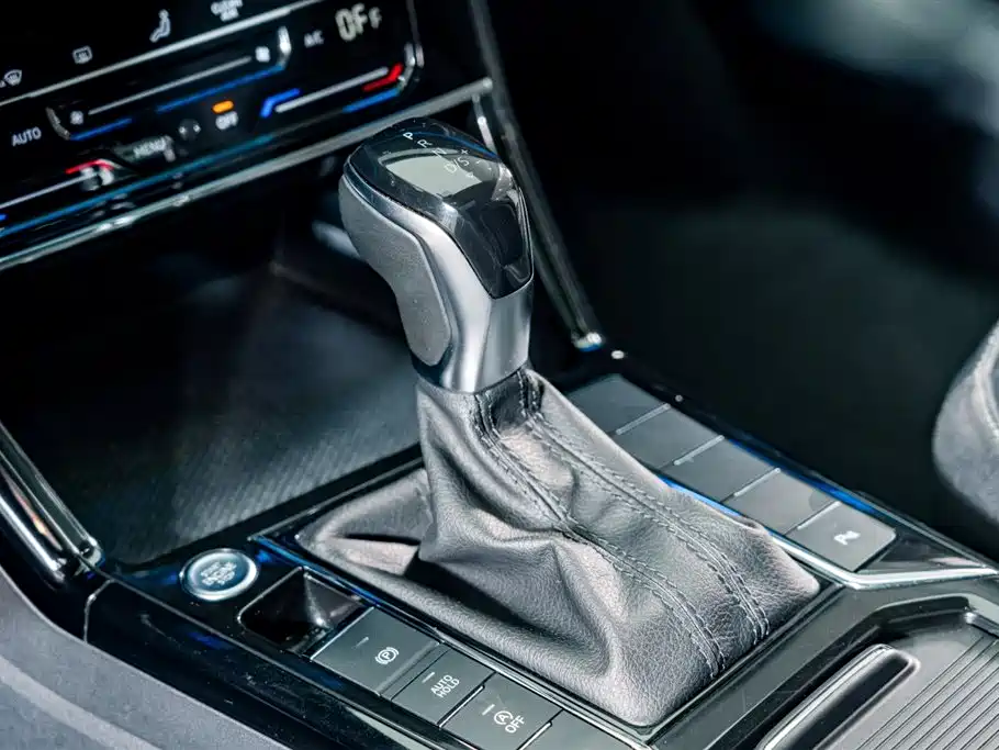 Volkswagen Passat 2022 330TSI Starlight Elite Edition фото 14
