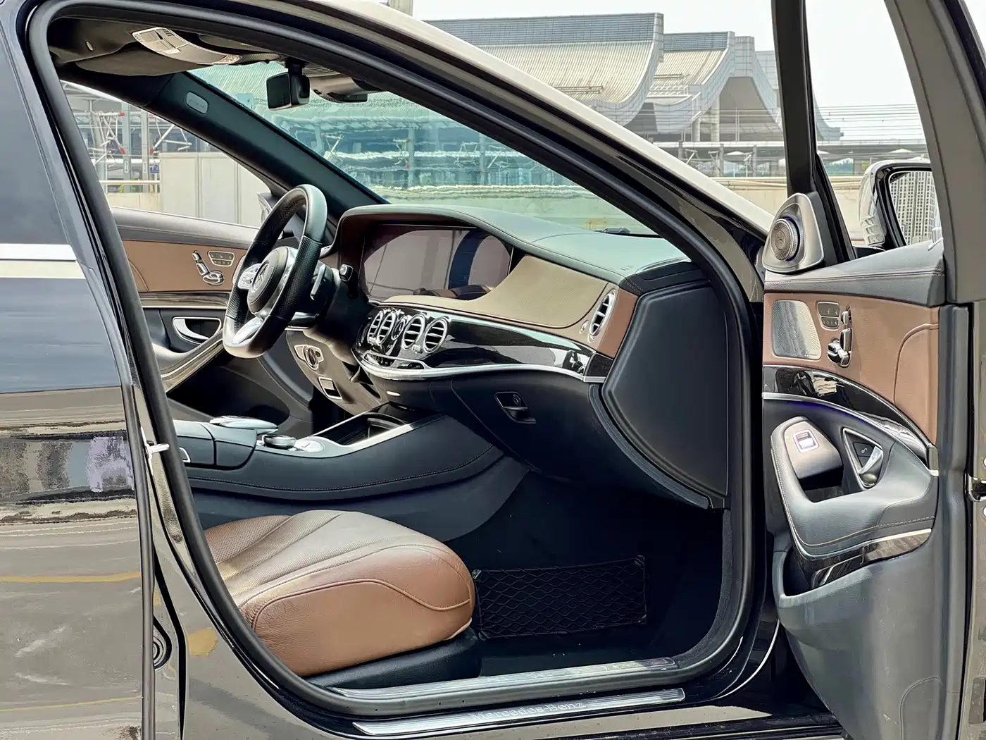 Mercedes-Benz S-Class 2018 S 450 L 4MATIC Excellence Special Edition фото 6