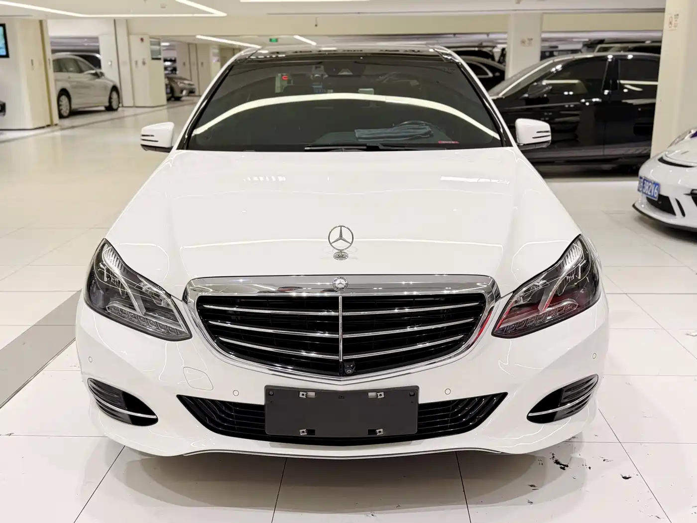 Mercedes-Benz E-Class 2015 E 320 L фото 2