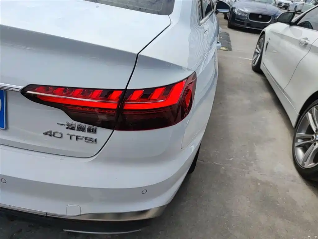 Audi A4L 2020 40 TFSI Fashion Dynamic Edition фото 8