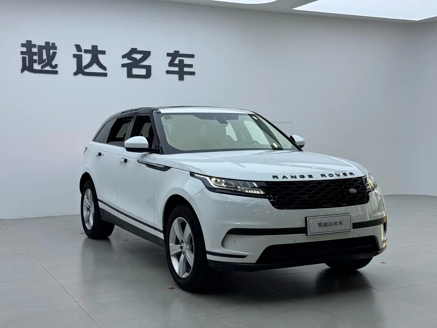 Фото 5 - Land Rover Range Rover Velar