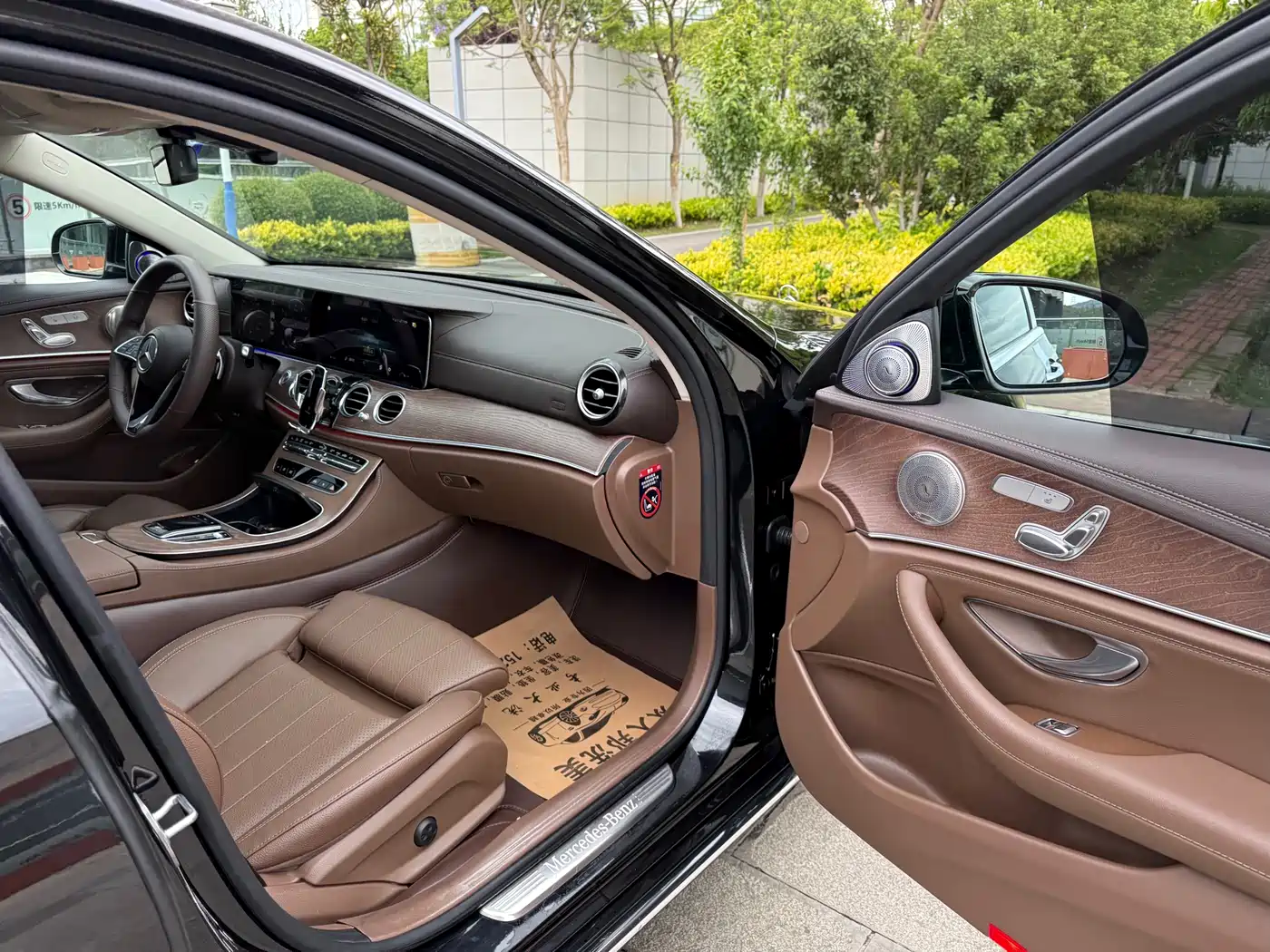 Mercedes-Benz E-Class 2022 E 300 L Fashion фото 45