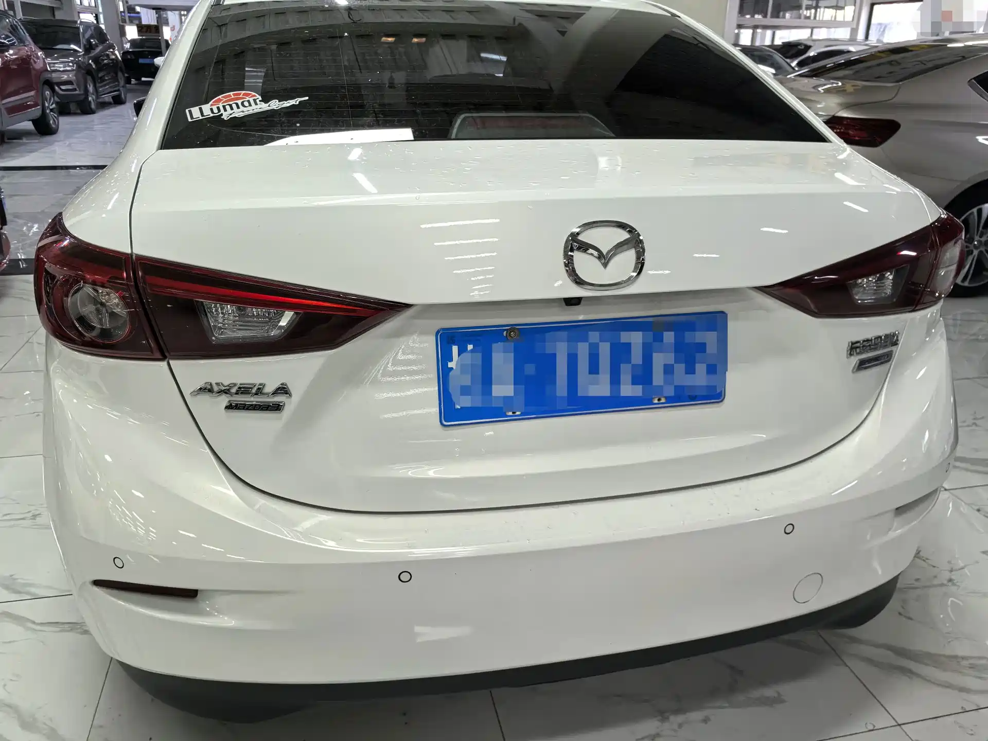 Фото 5 - Mazda Mazda 3