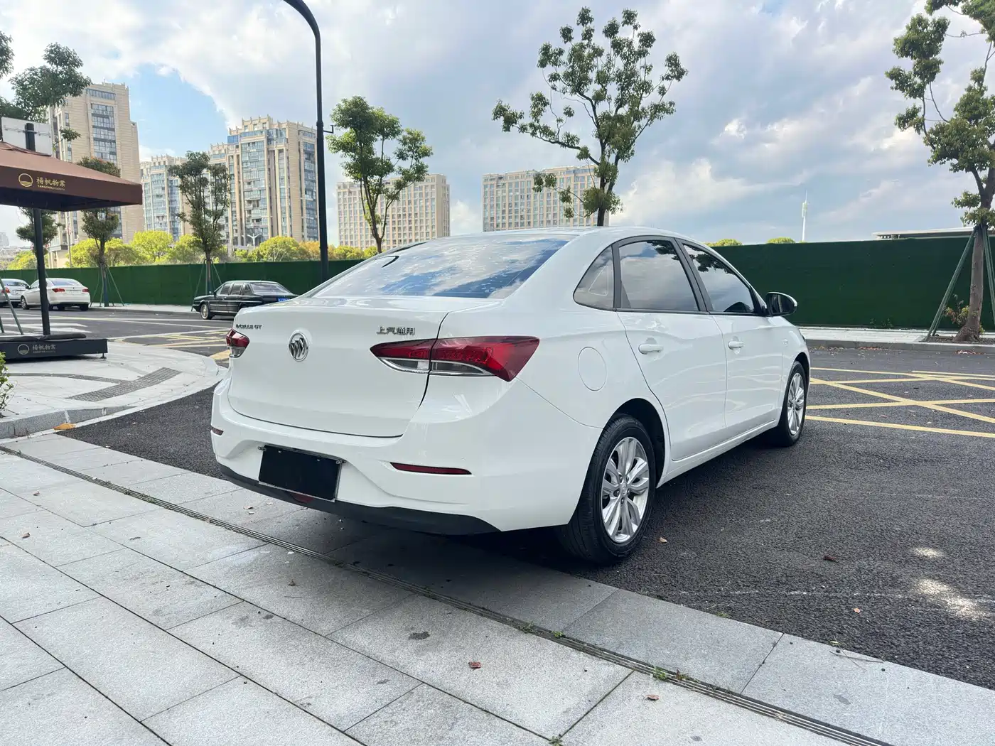 Buick Excelle 2021 Exemplar 1.5L Auto Elite фото 5