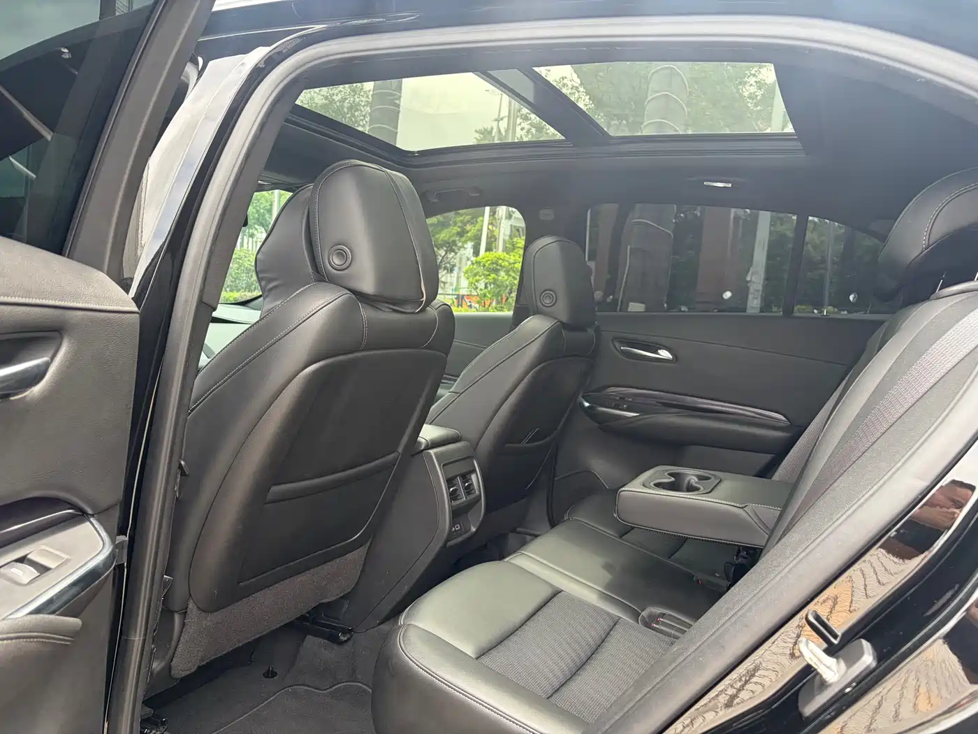 CADILLAC XT4
