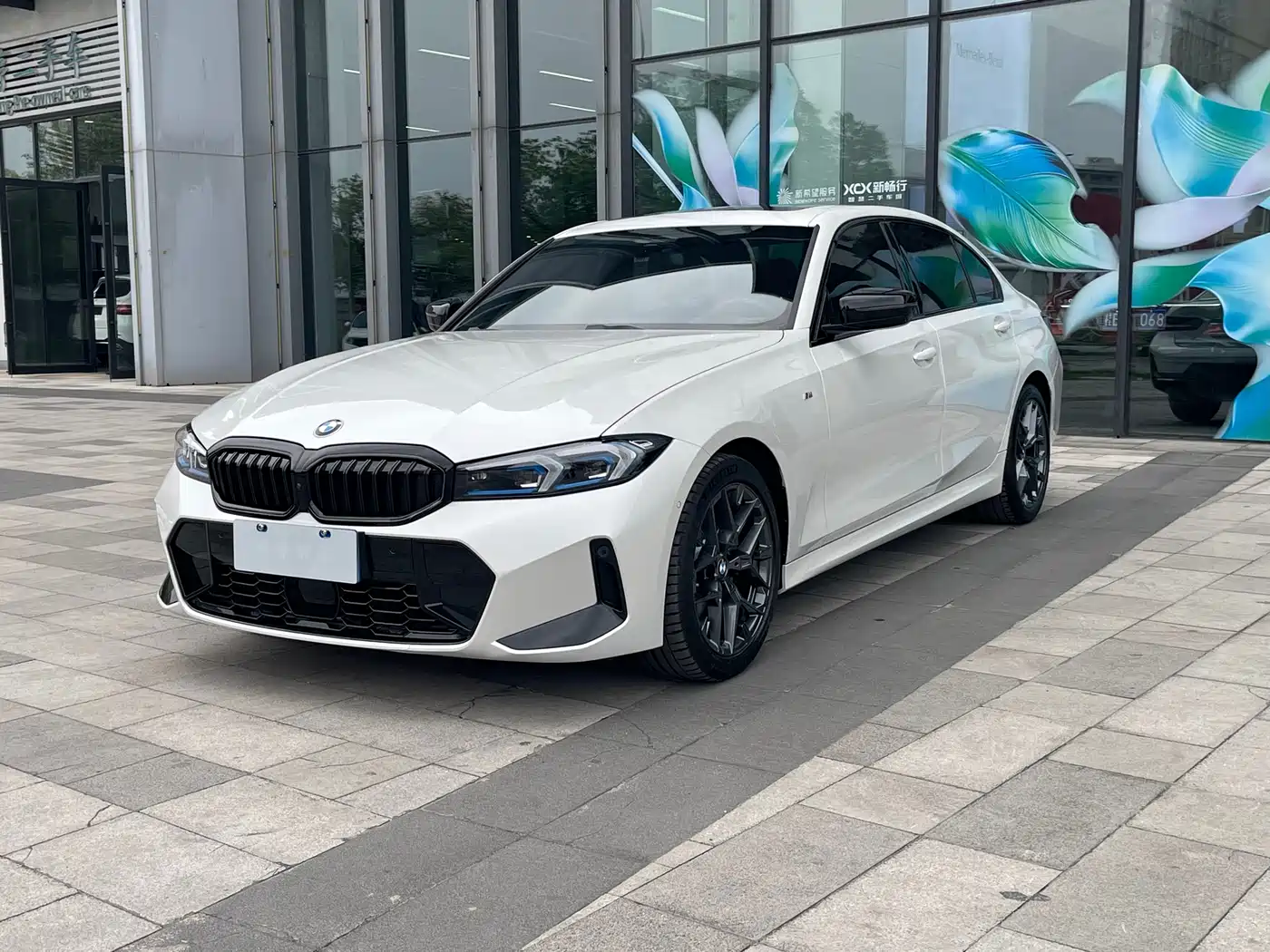 BMW 3 Series 2025 330Li Premium M Sport Night Edition
