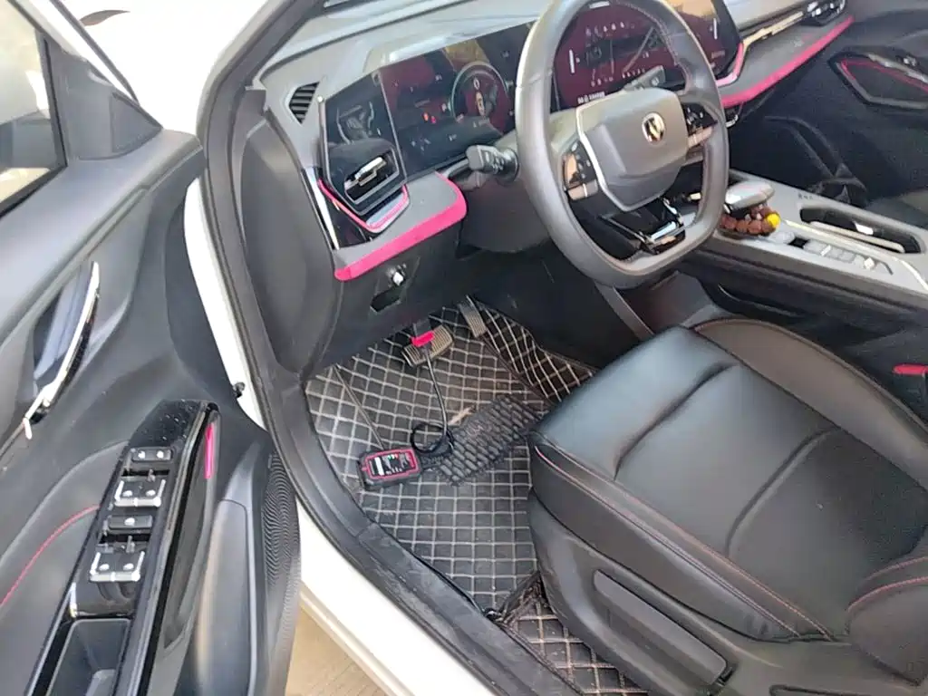 صورة 16 - Changan X5 PLUS