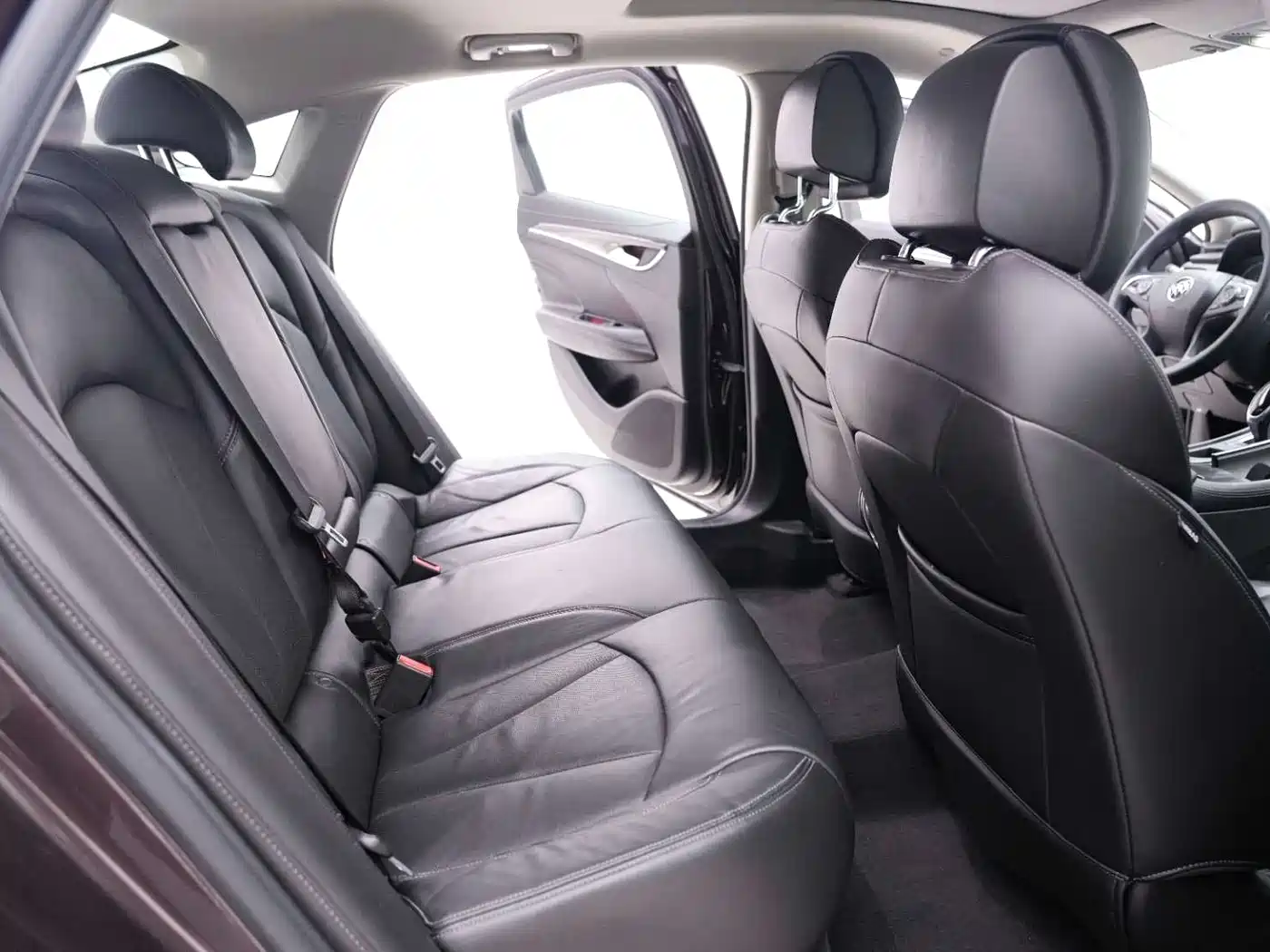 Buick LaCrosse 2018 Model 20T Elite Edition фото 18