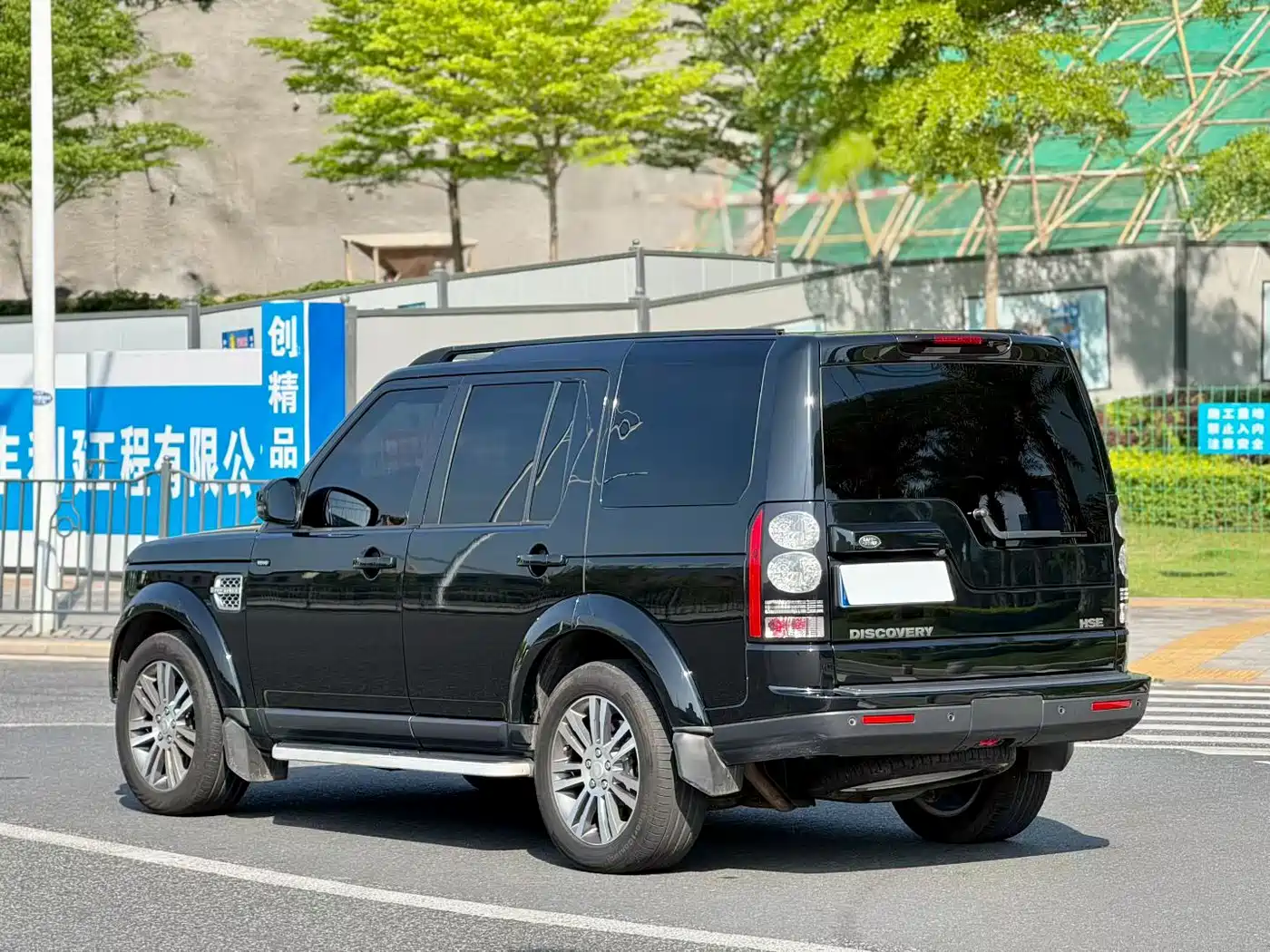 Фото 4 - Land Rover Discovery