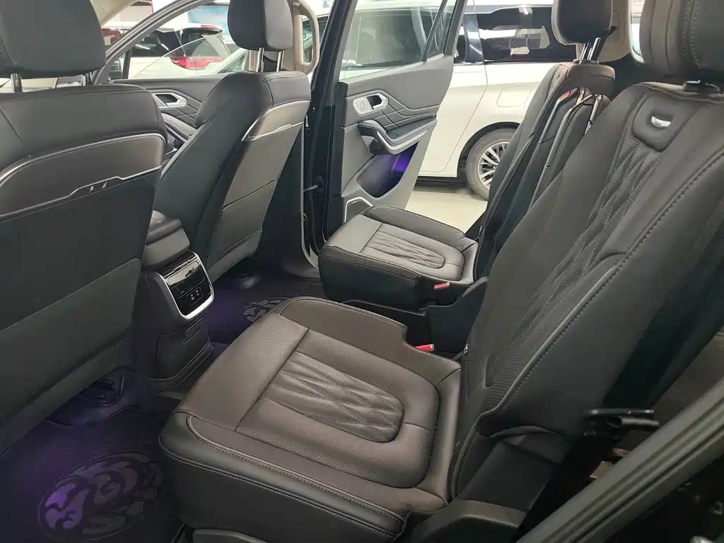 Hongqi HS7 PHEV 2024 2024 2.0T PHEV 4WD Flagship Edition 6-seater