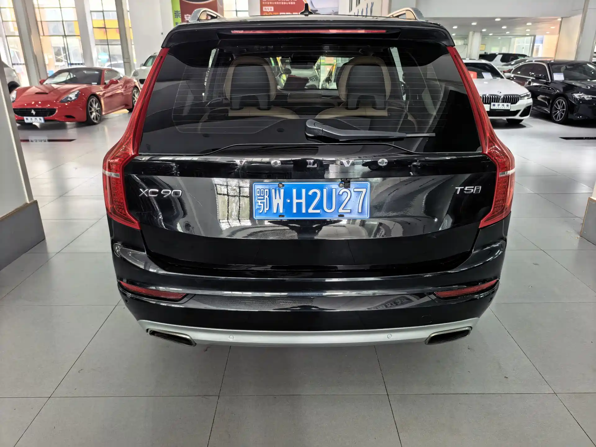 صورة 14 - Volvo XC90