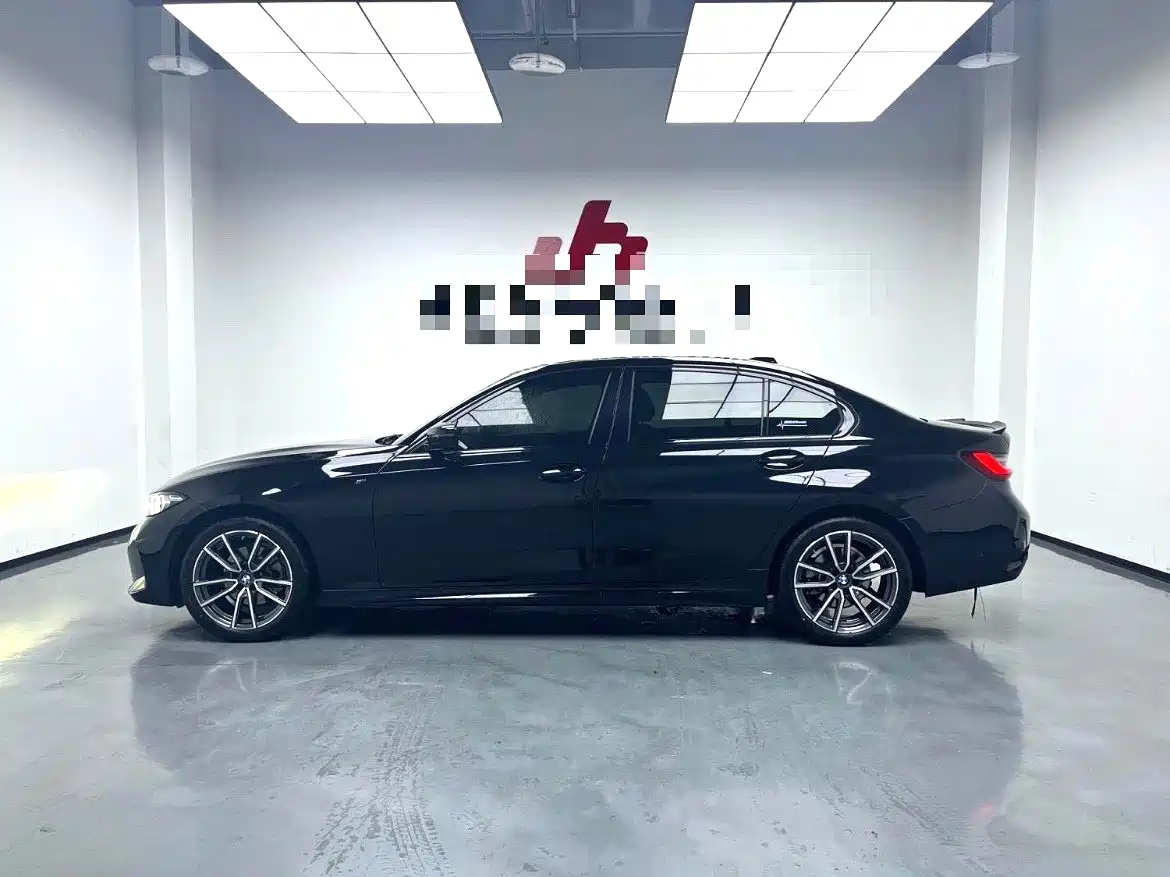 BMW 3 Series 2024 325Li M Sport Package фото 18