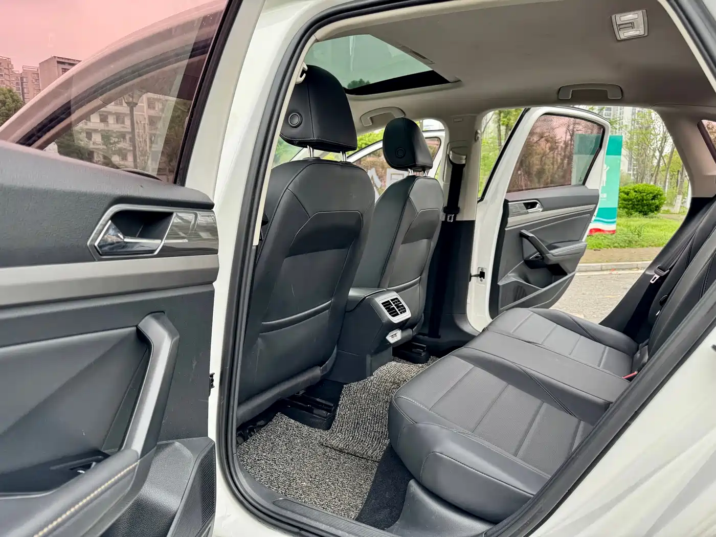Volkswagen Lavida 2019 1.5L Auto Vision Edition China V фото 6