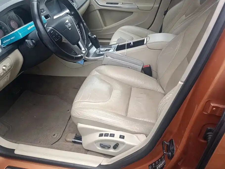 Volvo S60 (Import) 2011 2012 T5 Elegance Edition
