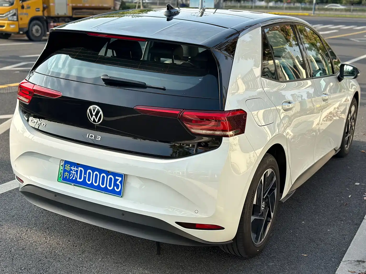 Volkswagen ID.3 2024 Outstanding Edition фото 6