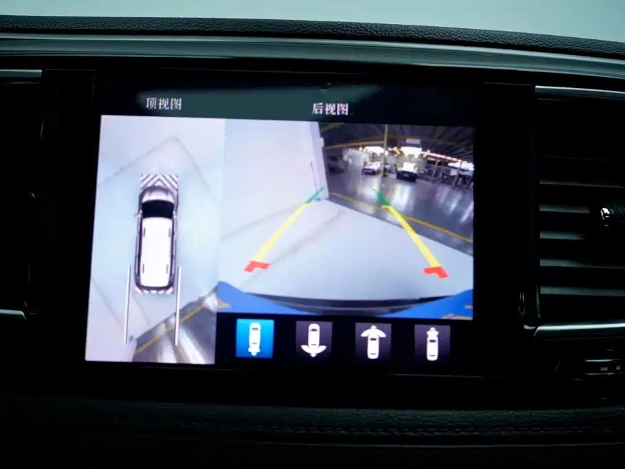 Фото 19 - Chrysler Pacifica PHEV