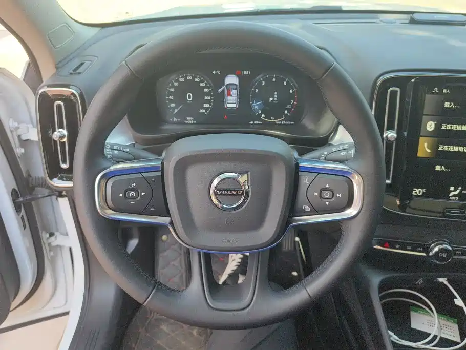 Volvo XC40 2021 2021 Model T4 AWD Smart Drive Fashion Edition
