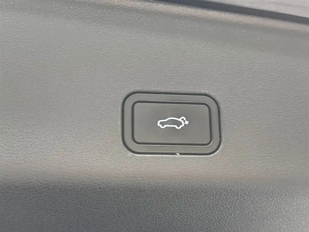 GEELY AUTOMOBILE XINGYUE L