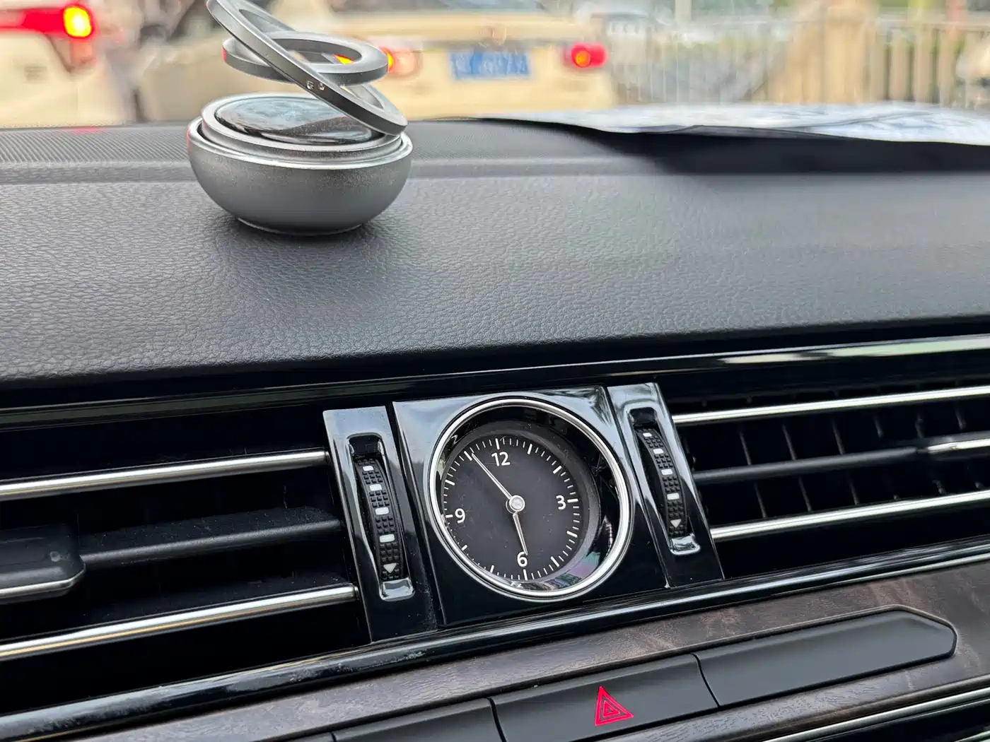 Volkswagen Magotan 2019 330TSI DSG Luxury Class China VI фото 6