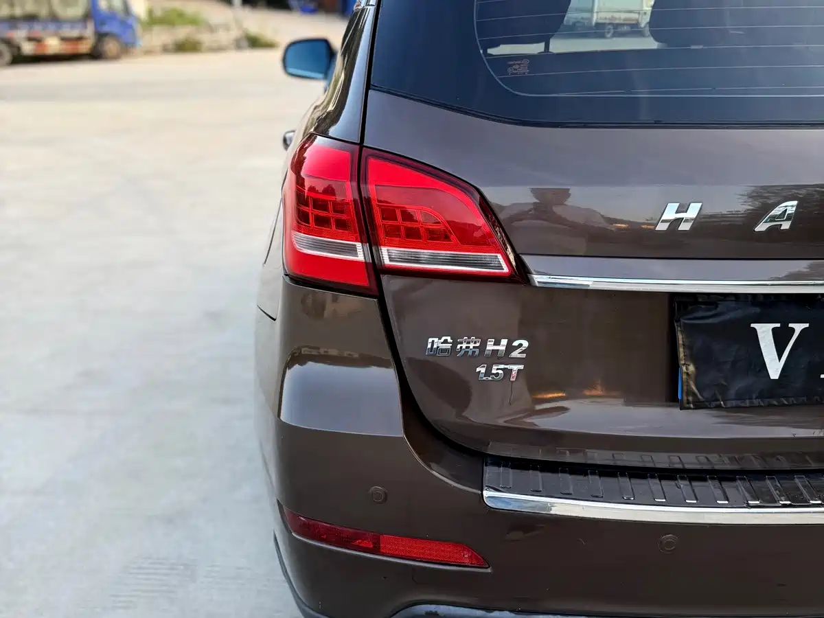Фото 10 - Haval H2