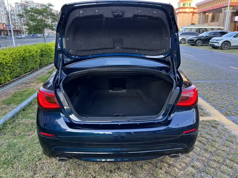 Infiniti Q70 2019 2019 Q70L 2.0T Elite Edition