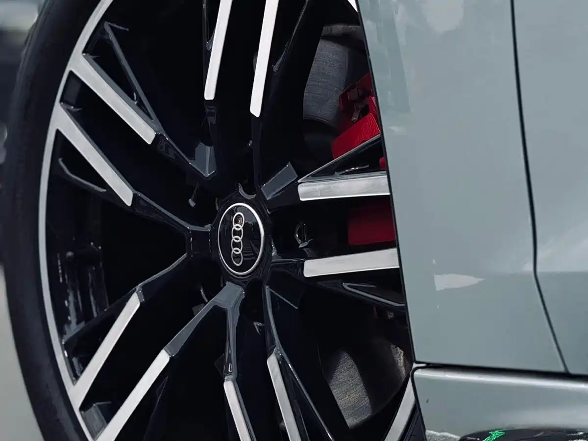 Audi A5L 2025 2.0T Sport Edition quattro фото 5